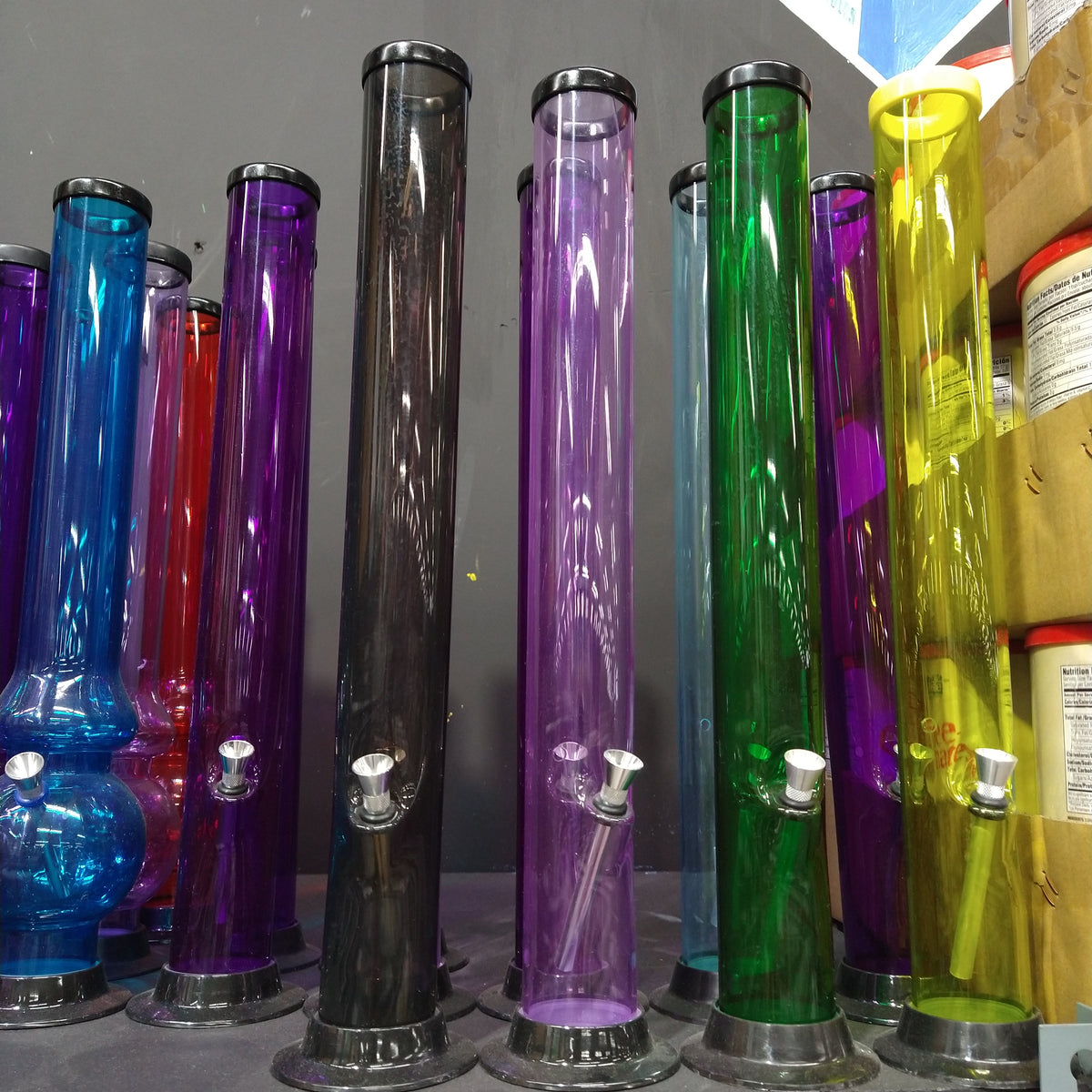 18" Straight Acrylic Water Pipe SmokeTokes
