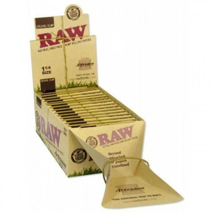 RAW Organic Hemp Artesano 1 1/4 Size Rolling Papers (32 Sheets with Tips / 15 Packs per Box)