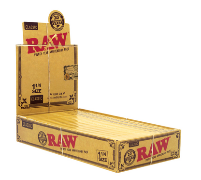 Raw Classic 1 1/4" Size 20 Year Anniversary Pack (50 Leaves per pack/ 24 Per Box)