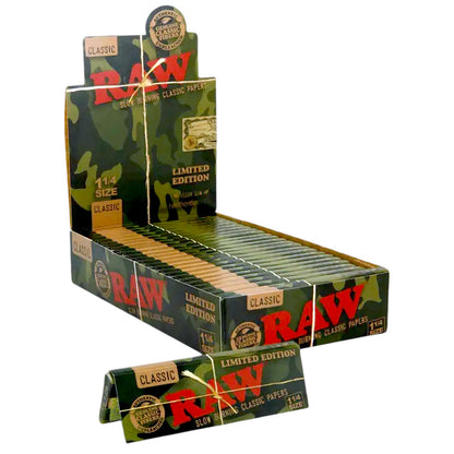 Raw Classic Camo 1 1/4" Size Rolling Paper